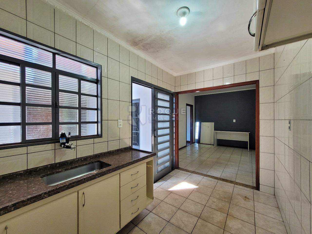 Casa Residencial à venda no bairro Jardim Morro Branco: Cozinha