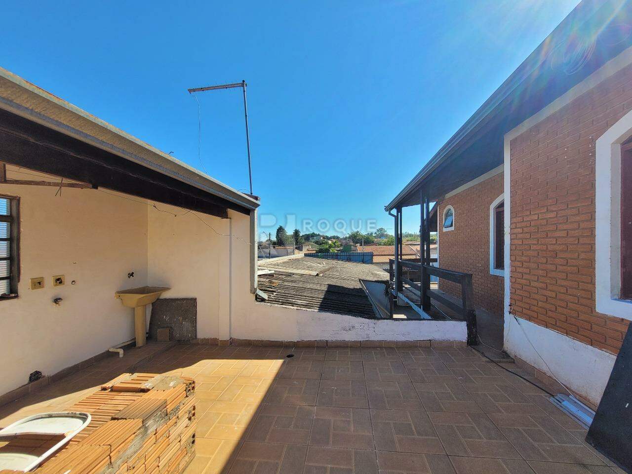 Casa Residencial à venda no bairro Jardim Morro Branco: Lavanderia