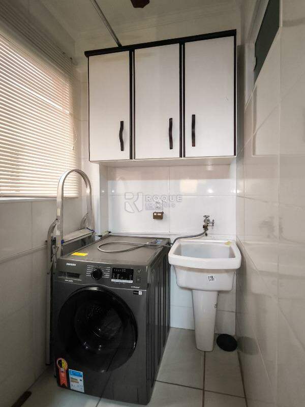 Apartamento à venda no bairro Jardim São Roque: LAVANDERIA