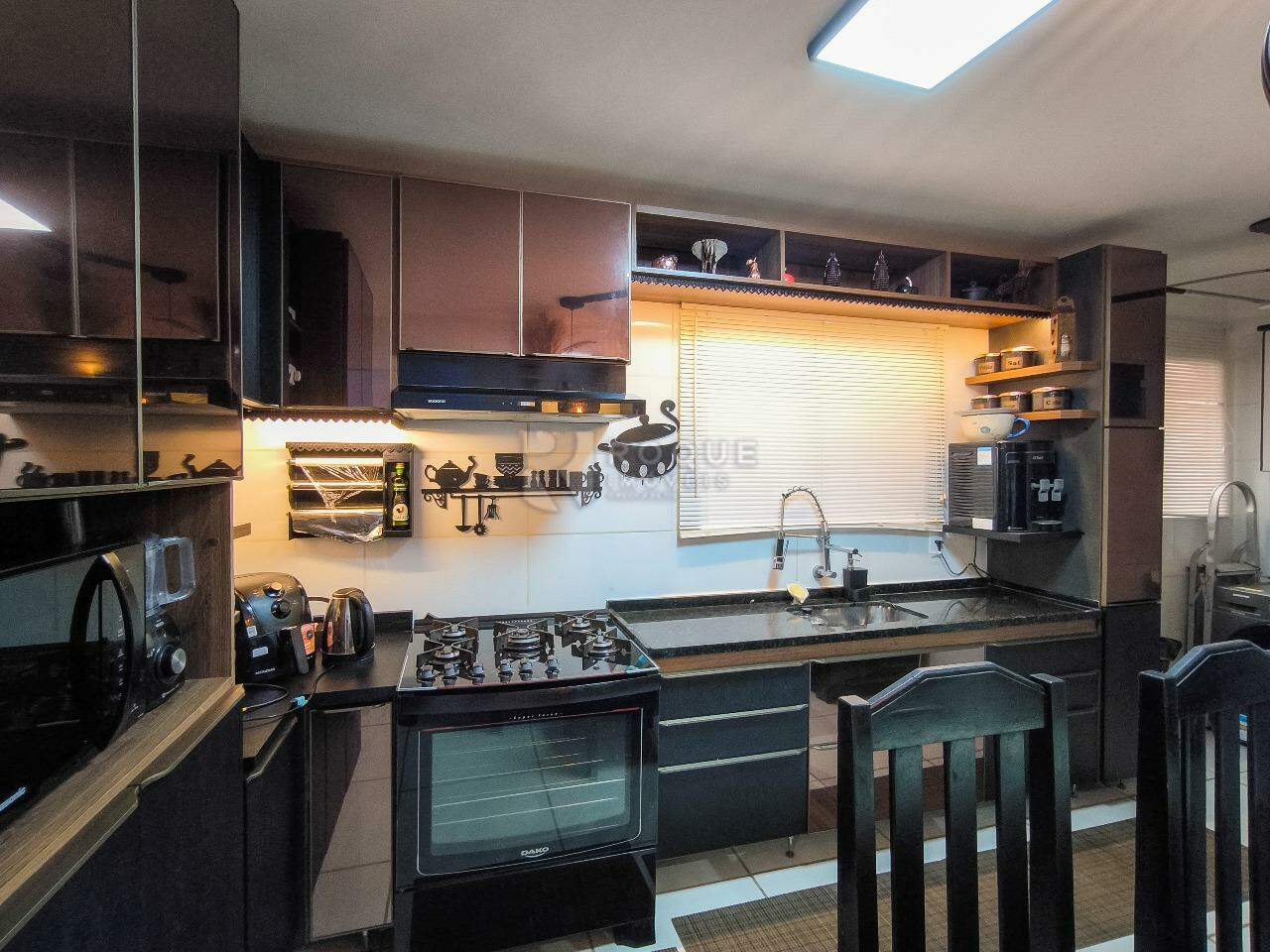 Apartamento à venda no bairro Jardim São Roque: COZINHA