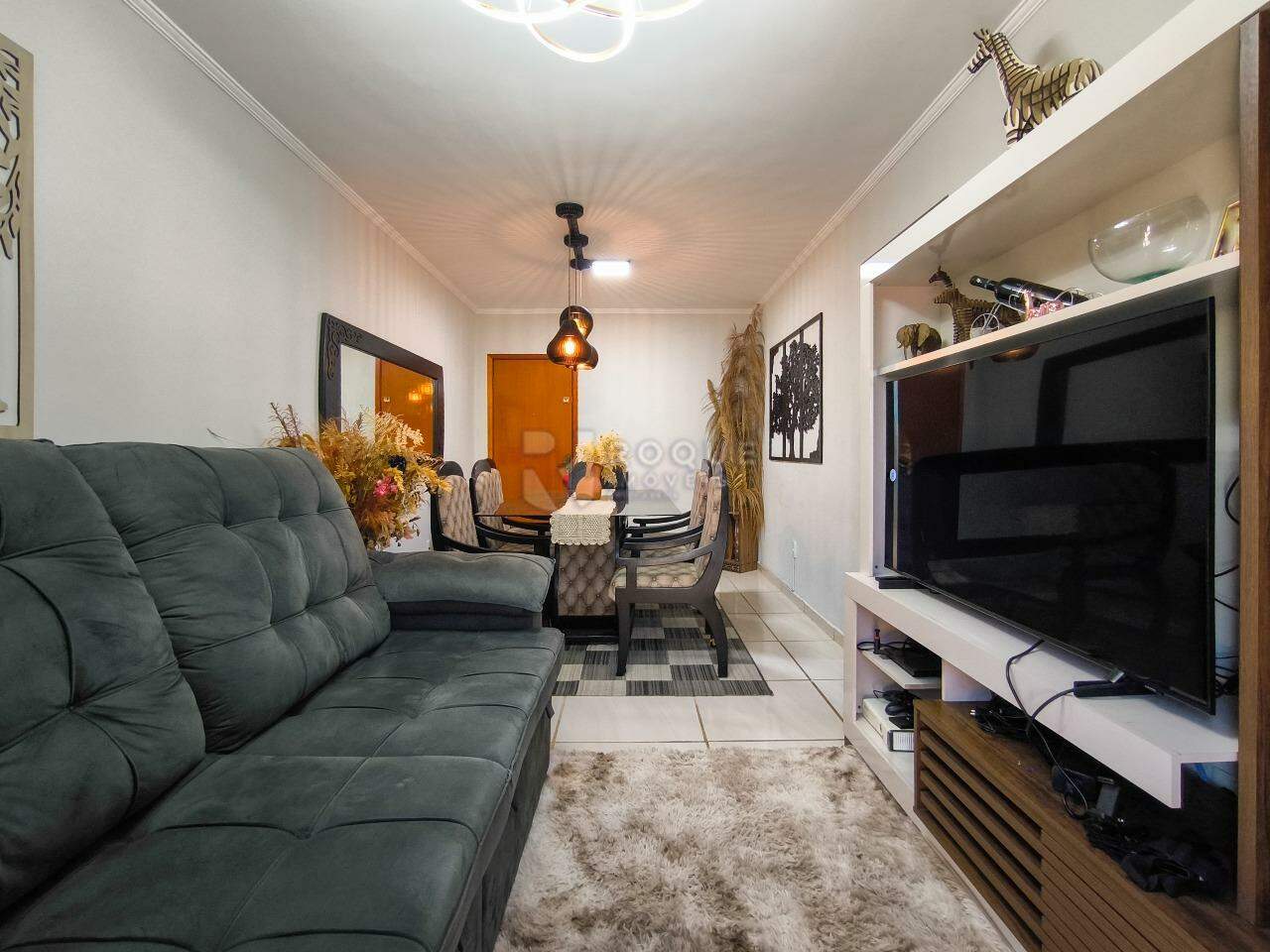 Apartamento à venda no bairro Jardim São Roque: SALA DE ESTAR