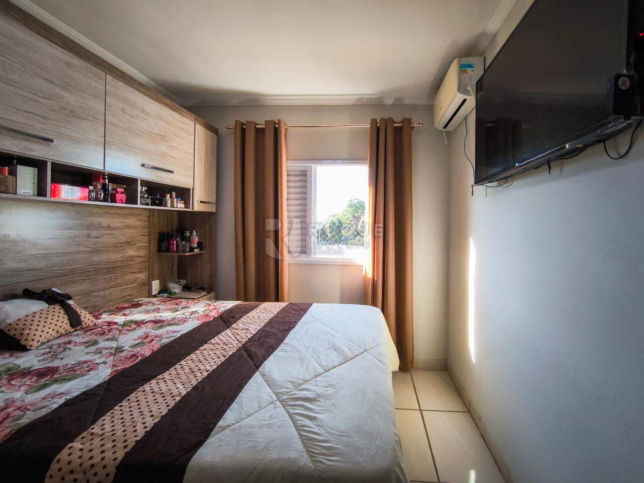 Apartamento à venda no bairro Jardim São Roque: DORMITÓRIO 1