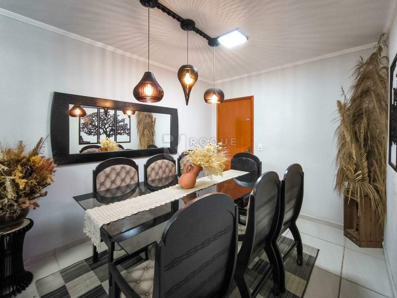 Apartamento à venda no bairro Jardim São Roque: SALA DE JANTAR