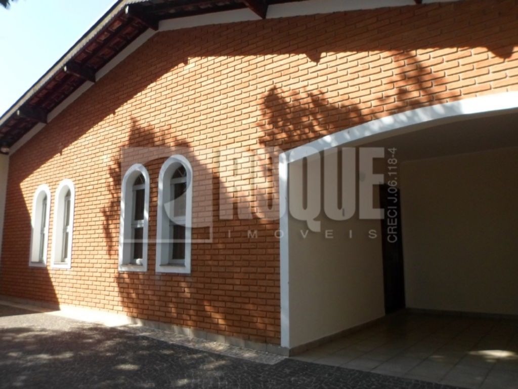 Casa Residencial para aluguel no bairro Jardim Mediterrâneo: Fachada interna