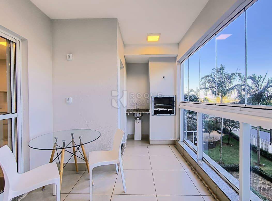 Apartamento para aluguel no bairro Jardim São Roque: Sacada