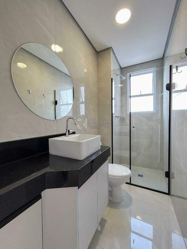 Apartamento para aluguel no bairro Jardim Esteves: WC suíte