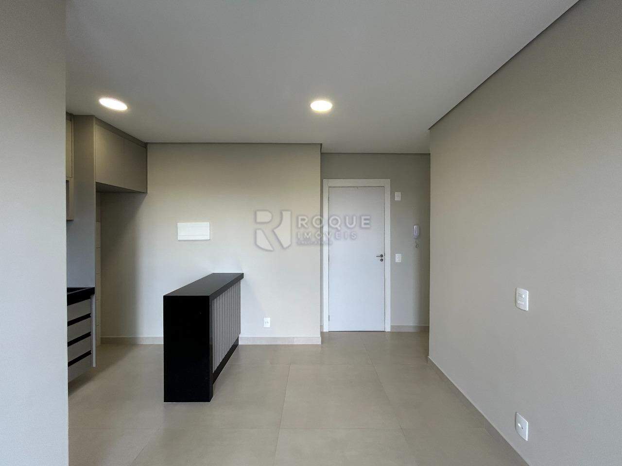 Apartamento para aluguel no bairro Jardim Esteves: Sala