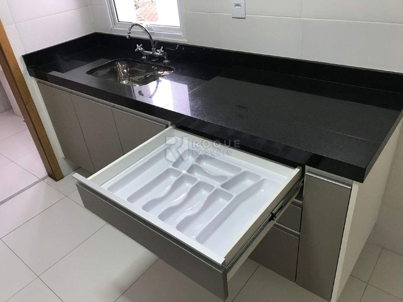 Apartamento à venda no bairro Centro: COZINHA