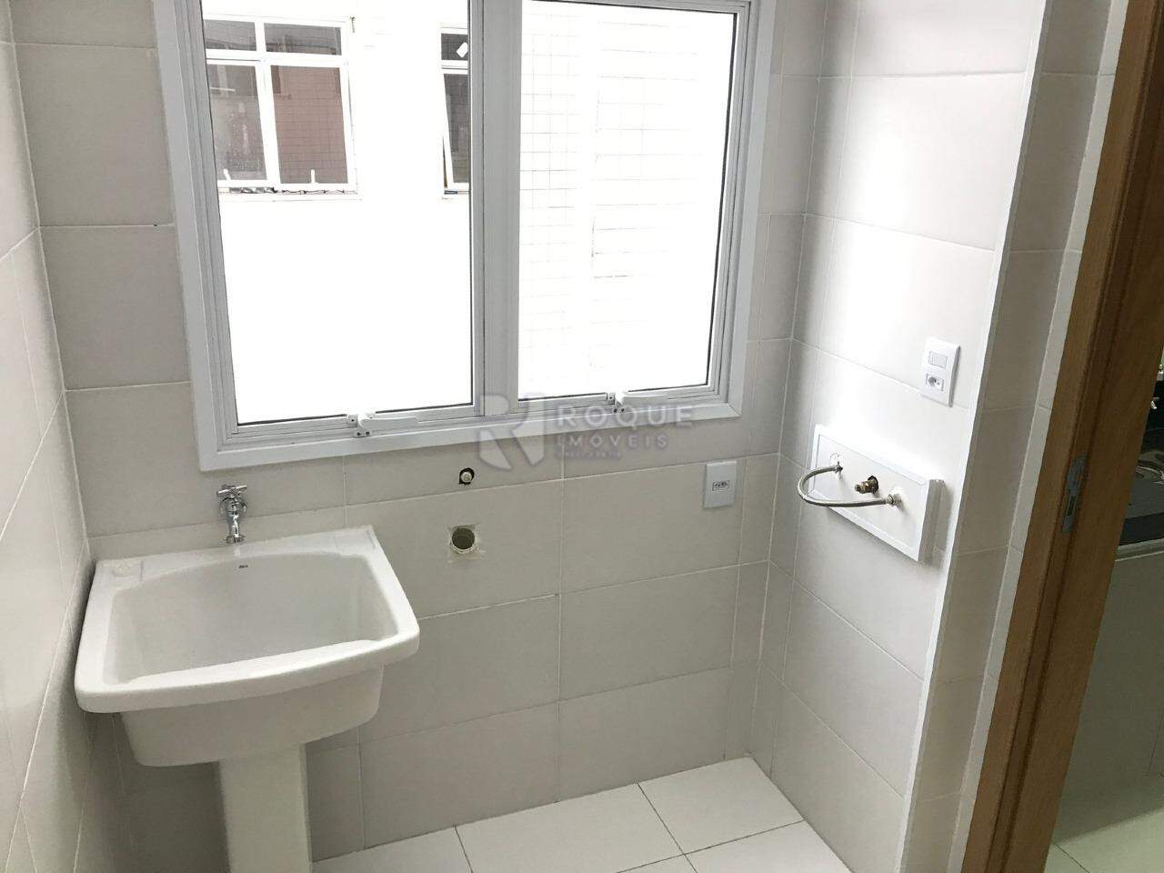Apartamento à venda no bairro Centro: LAVANDERIA