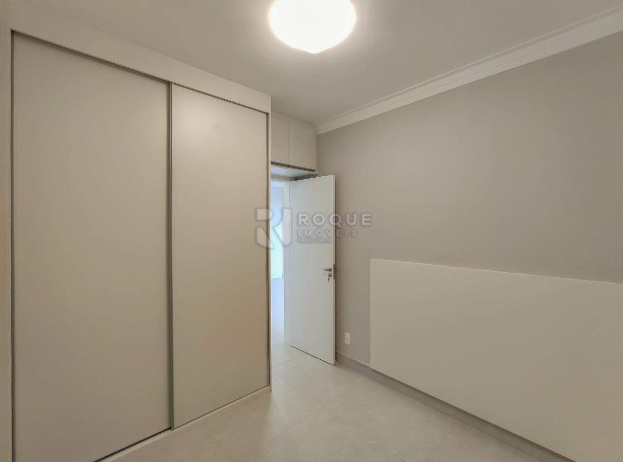 Apartamento à venda no bairro Vale das Esmeraldas: Dormitório 2 suíte 