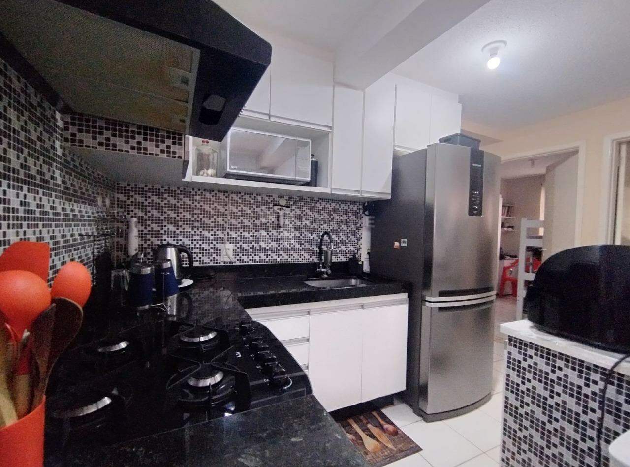 Apartamento à venda no bairro Residencial Rubi: 