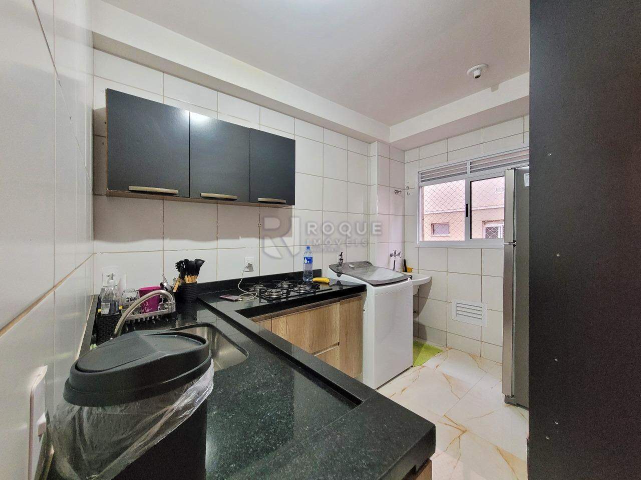Apartamento à venda no bairro Residencial Rubi: Cozinha