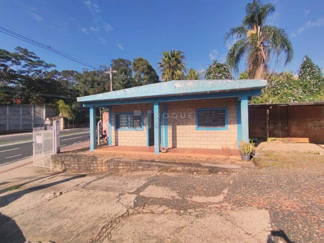 Terreno Comercial para aluguel no bairro Jardim do Lago: Quintal