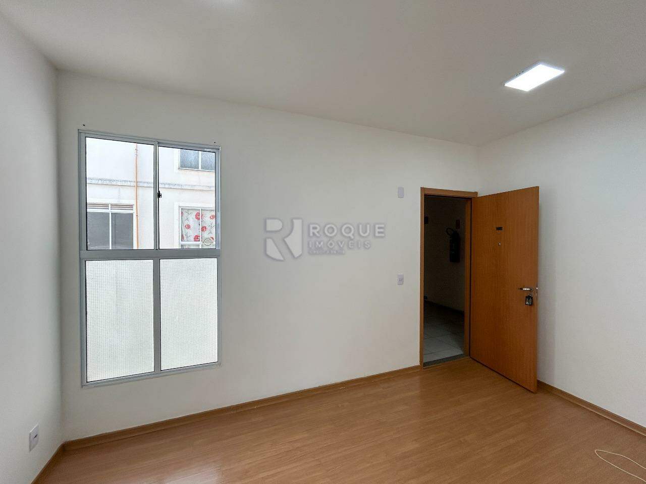 Apartamento para aluguel no bairro Graminha: Sala 