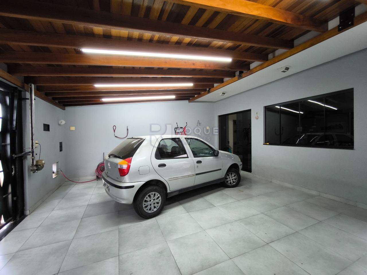 Casa Residencial à venda no bairro Jardim Residencial Roseira: GARAGEM