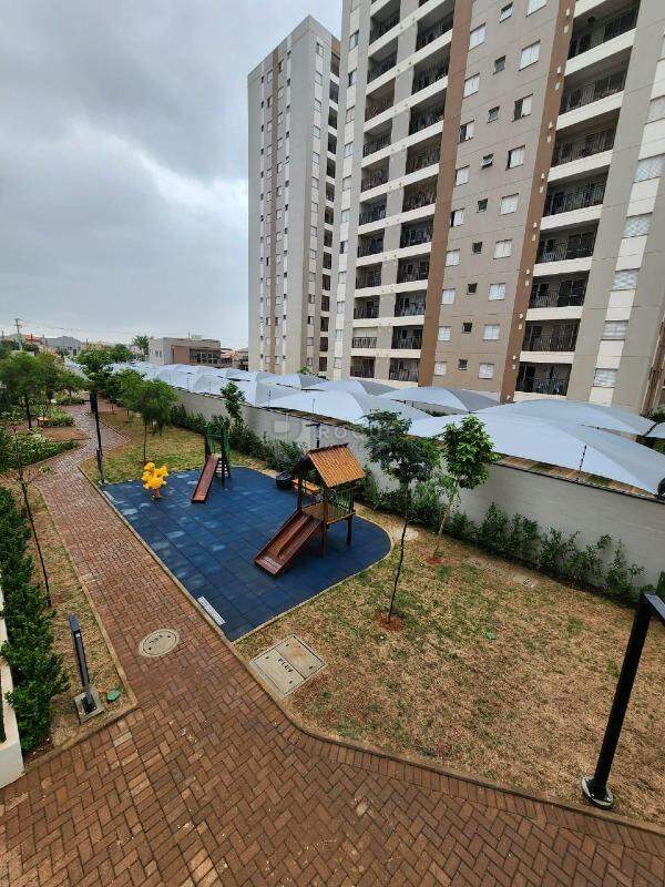 Apartamento à venda no bairro Jardim Santa Adélia: