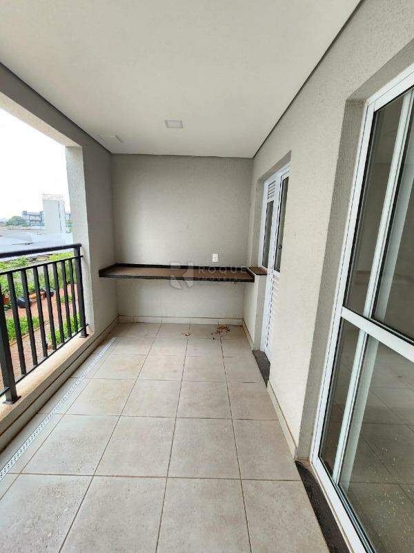 Apartamento à venda no bairro Jardim Santa Adélia: varanda Gourmet