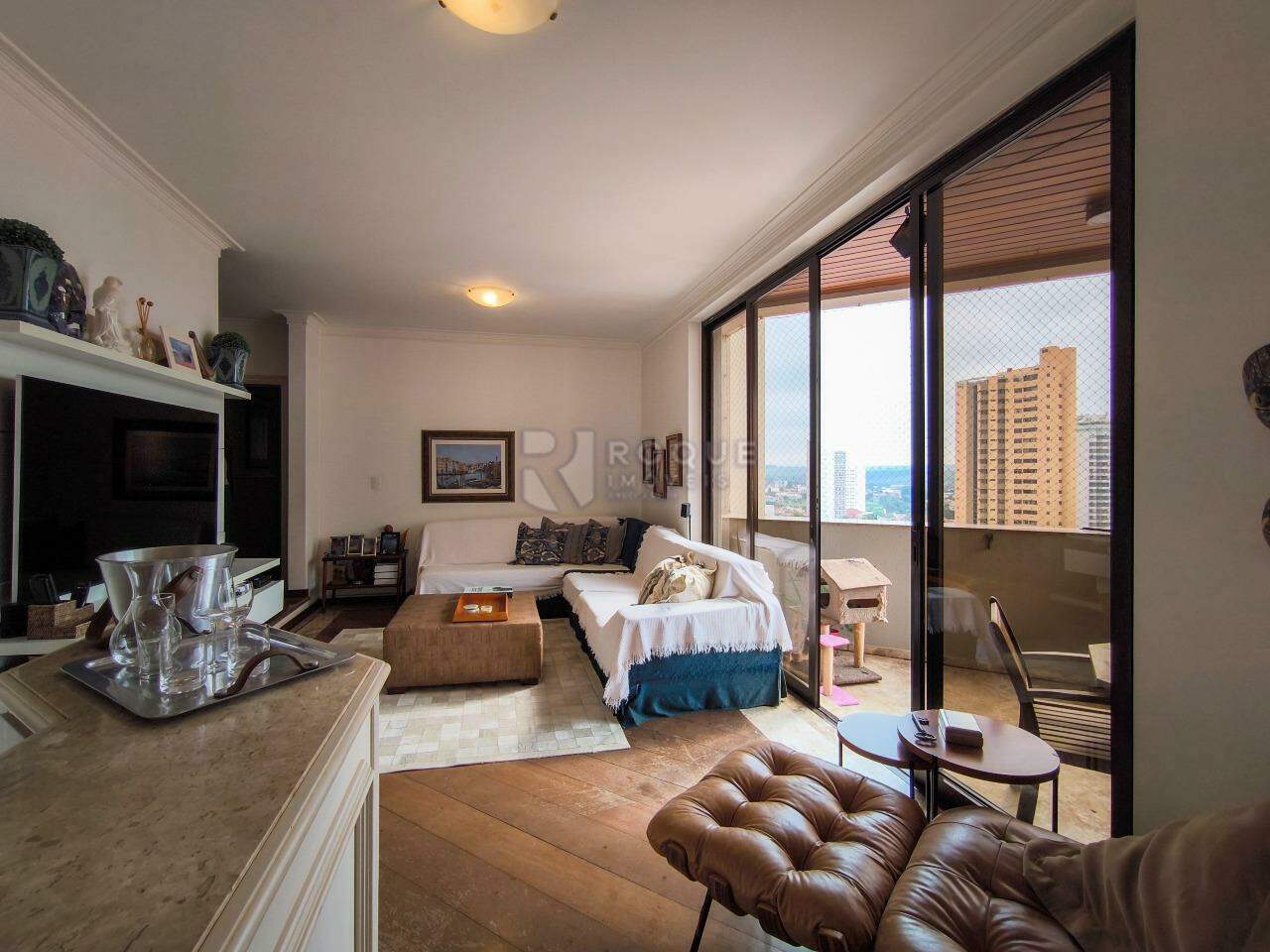 Apartamento à venda no bairro Centro: SALA DE ESTAR
