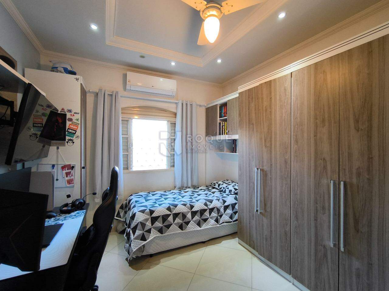Casa Residencial à venda no bairro Jardim Vista Alegre: DORMITÓRIO 