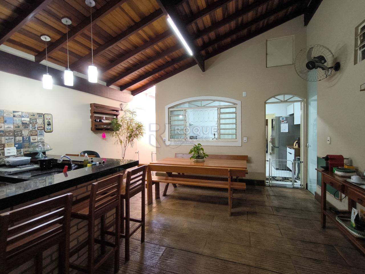 Casa Residencial à venda no bairro Jardim Vista Alegre: ÁREA GOURMET