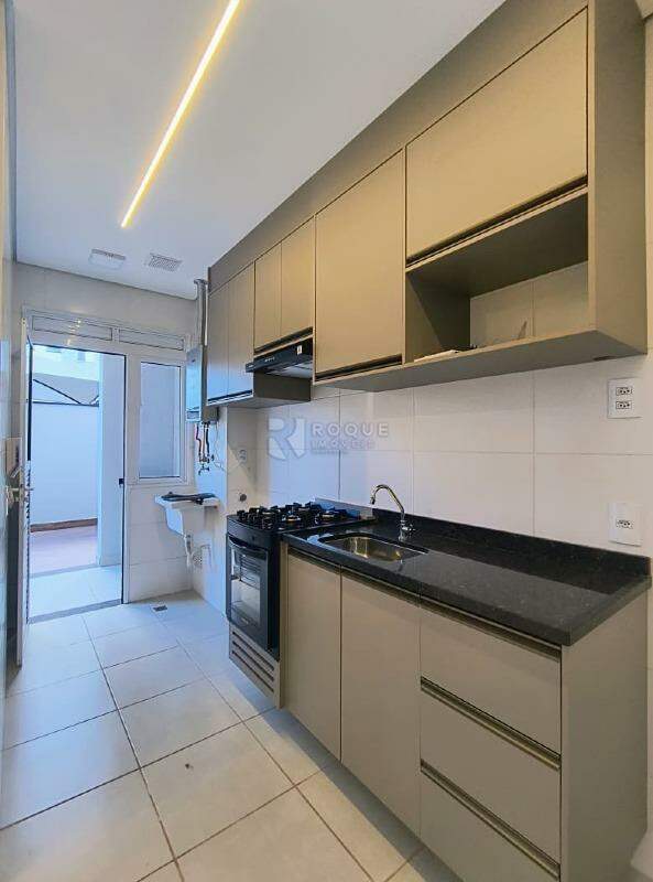 Apartamento para aluguel no bairro Chácara Boa Vista da Graminha: Cozinha 