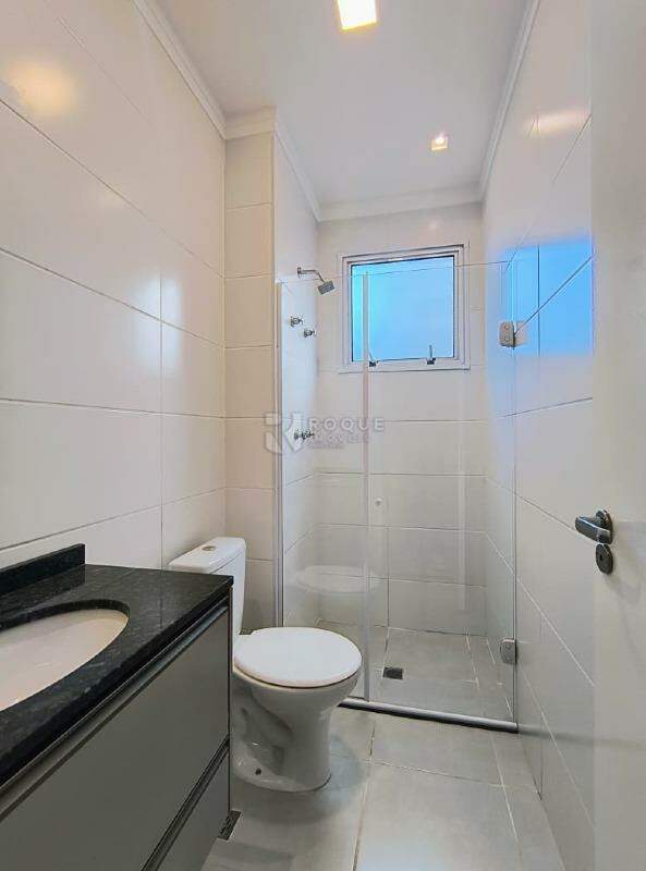 Apartamento para aluguel no bairro Chácara Boa Vista da Graminha: Wc social