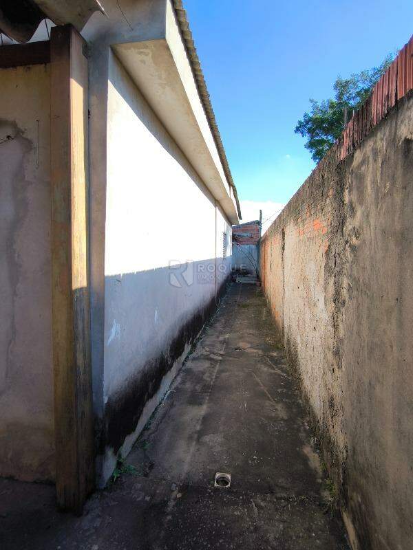 Casa Residencial à venda no bairro Jardim Nova Conquista: LATERAL EXTERNA