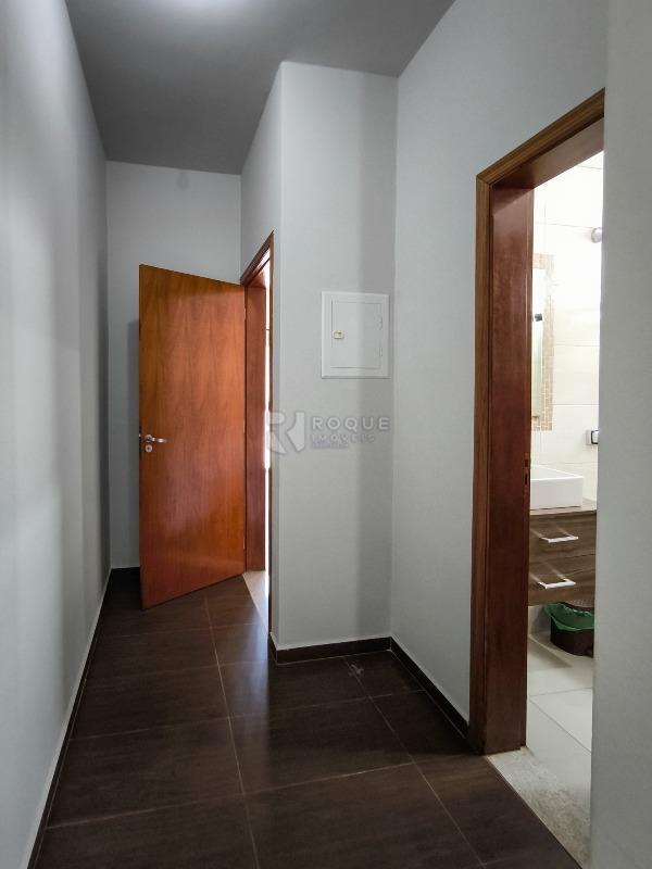 Casa em condomínio à venda no bairro Jardim Residencial Florida: CORREDOR INTERNO