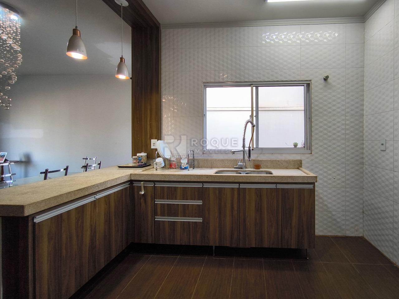 Casa em condomínio à venda no bairro Jardim Residencial Florida: COZINHA