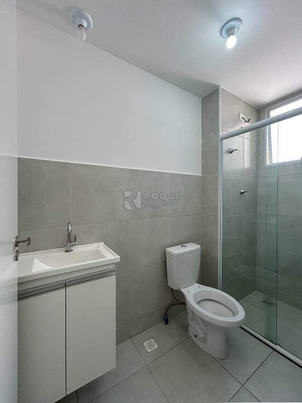 Apartamento para aluguel no bairro Parque Hippolyto: WC social 