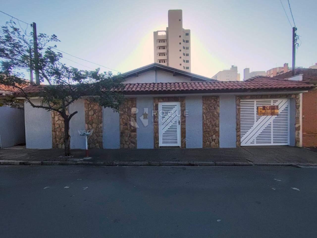 Casa Residencial para aluguel no bairro Centro: Fachada