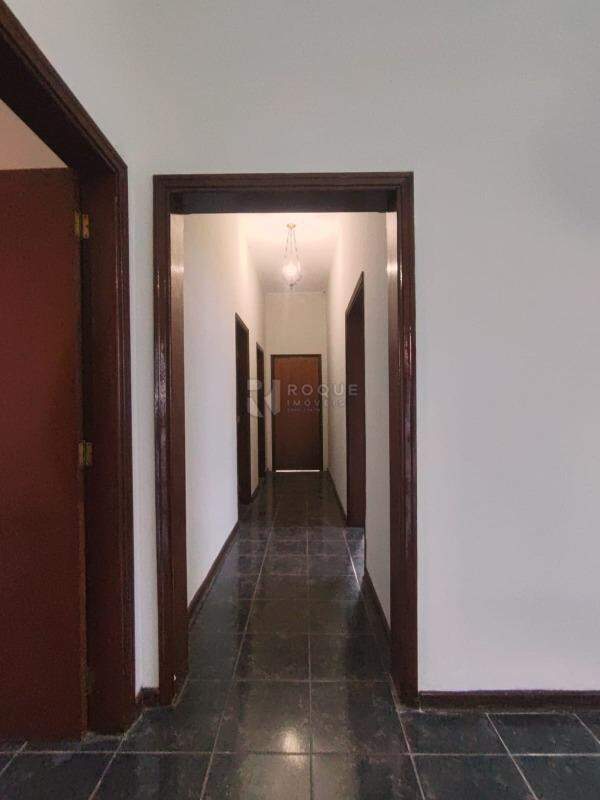 Casa Residencial para aluguel no bairro Centro: Hall
