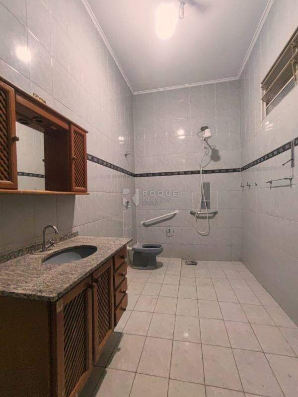 Casa Residencial para aluguel no bairro Centro: WC 1