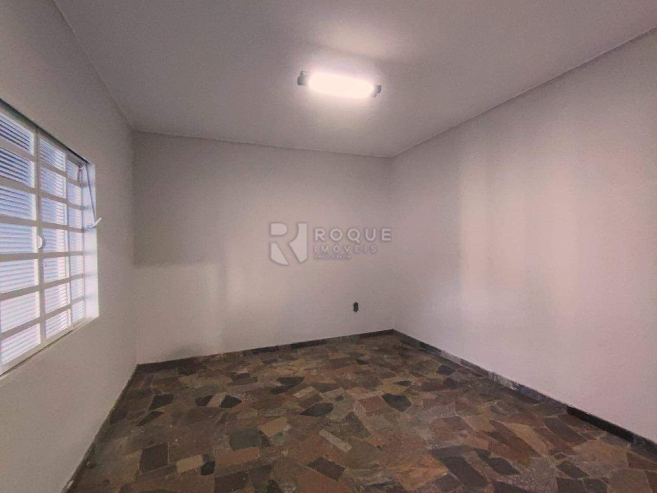 Casa Residencial para aluguel no bairro Centro: Dormitório 4