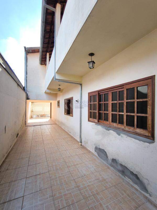 Casa Residencial à venda no bairro Jardim Campo Belo: LATERAL EXTERNA