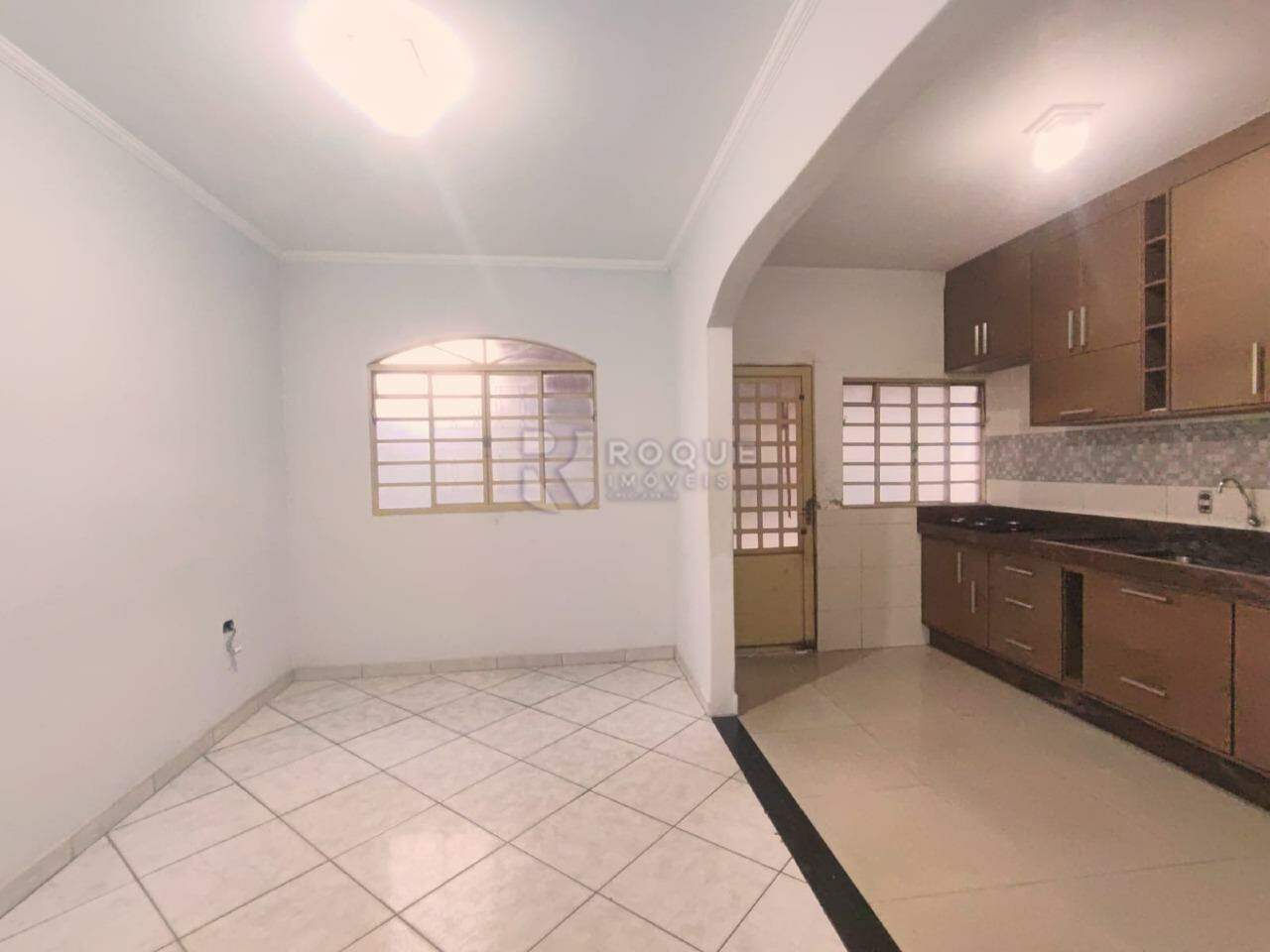 Casa Residencial para aluguel no bairro Parque Residencial Santa Eulália: Cozinha