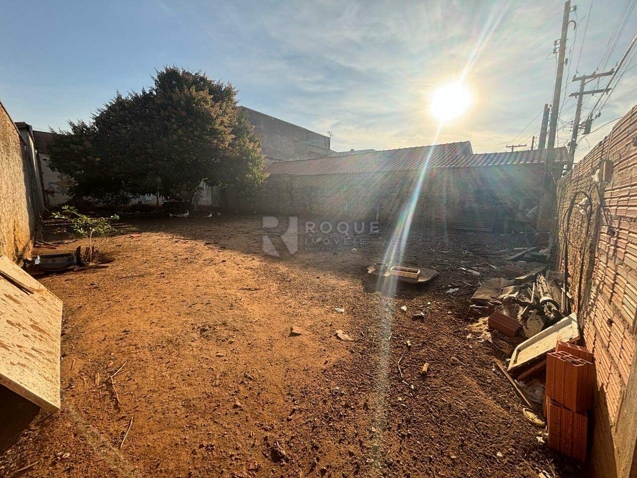 Terreno para aluguel no bairro Jardim Santo André: 