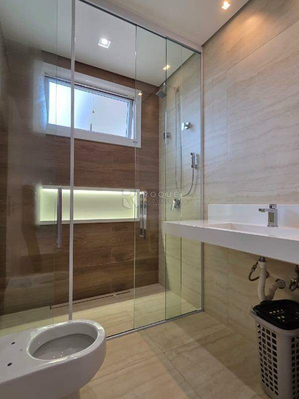 Casa em condomínio à venda no bairro Residencial Ilha de Bali: WC Suíte 2