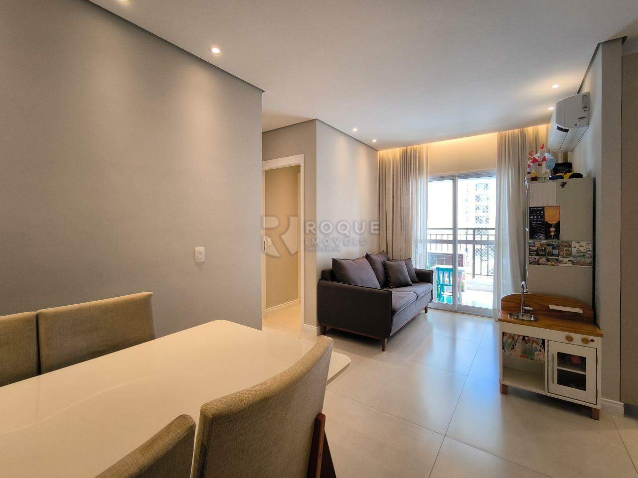 Apartamento à venda no bairro Chácara Boa Vista da Graminha: SALA DE ESTAR