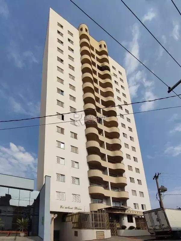 Apartamento para aluguel no bairro Centro: Fachada