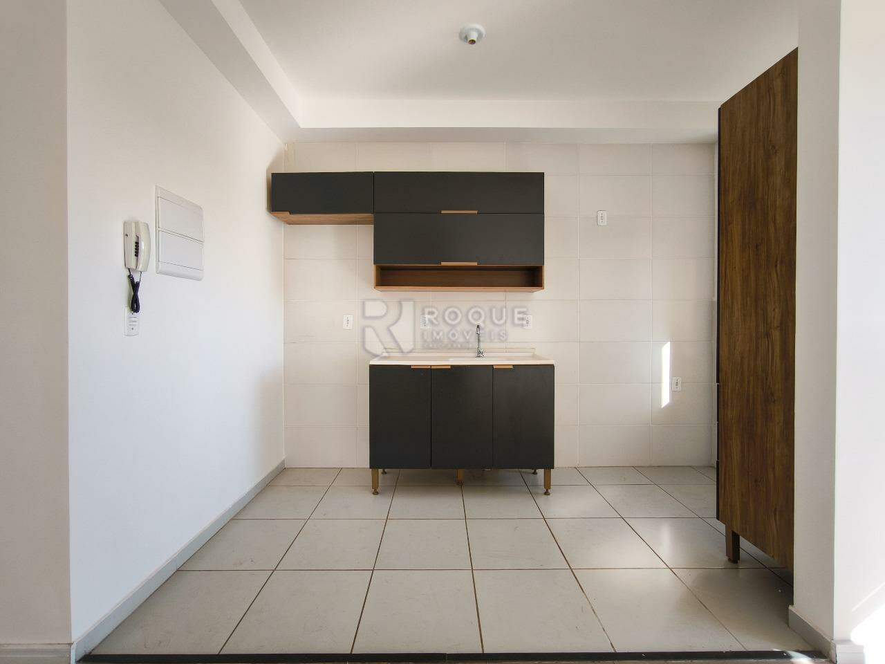 Apartamento à venda no bairro Jardim do Lago: COZINHA