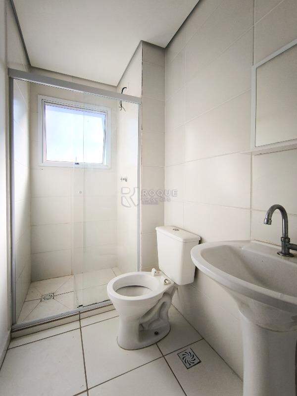 Apartamento à venda no bairro Jardim do Lago: BANHEIRO SOCIAL