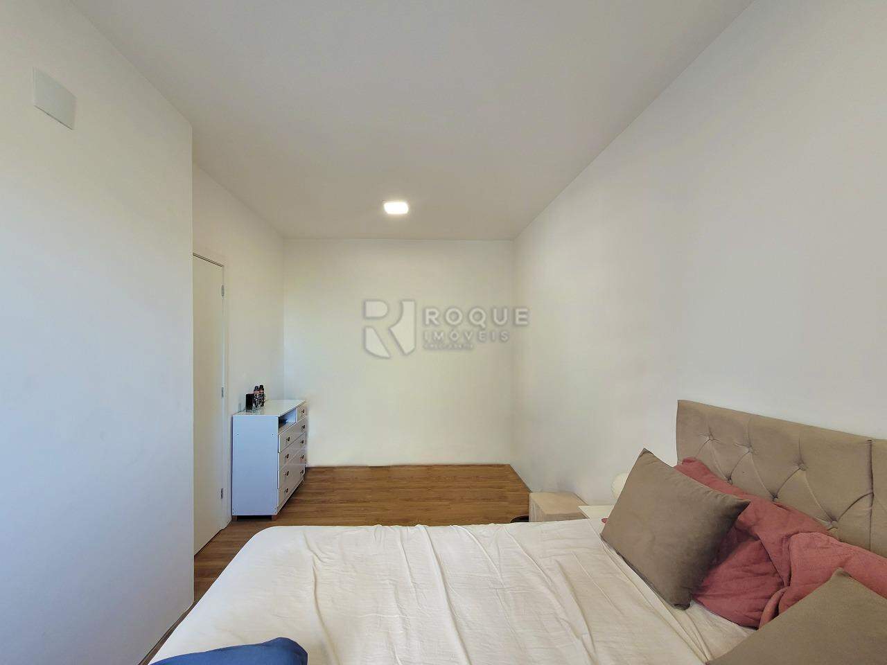 Apartamento à venda no bairro Jardim Santa Adélia: Dormitório 1