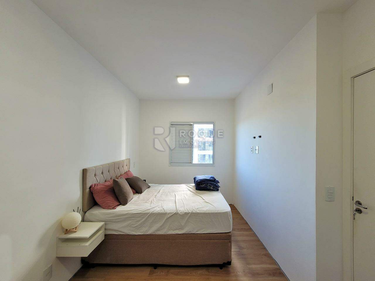 Apartamento à venda no bairro Jardim Santa Adélia: Dormitório 1