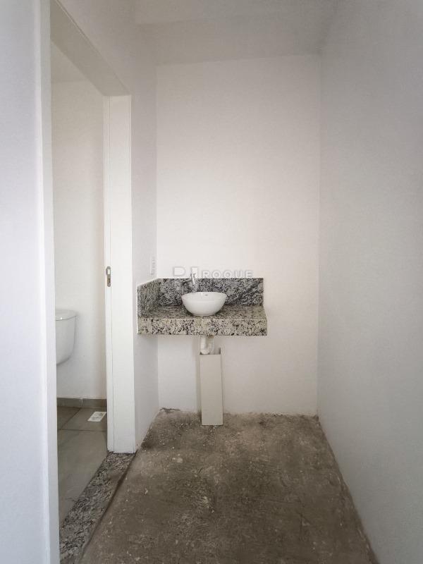 Apartamento à venda no bairro Vale das Esmeraldas: LAVABO SUÍTE