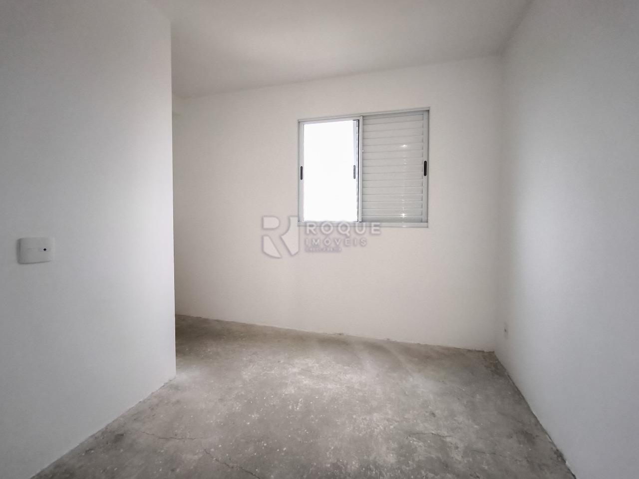 Apartamento à venda no bairro Vale das Esmeraldas: SUÍTE