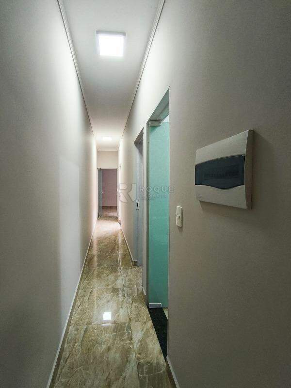 Casa Residencial para aluguel no bairro Jardim dos Jequitibás: CORREDOR INTERNO