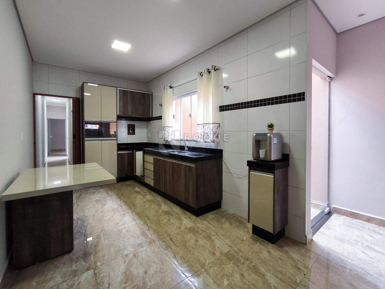 Casa Residencial para aluguel no bairro Jardim dos Jequitibás: COZINHA