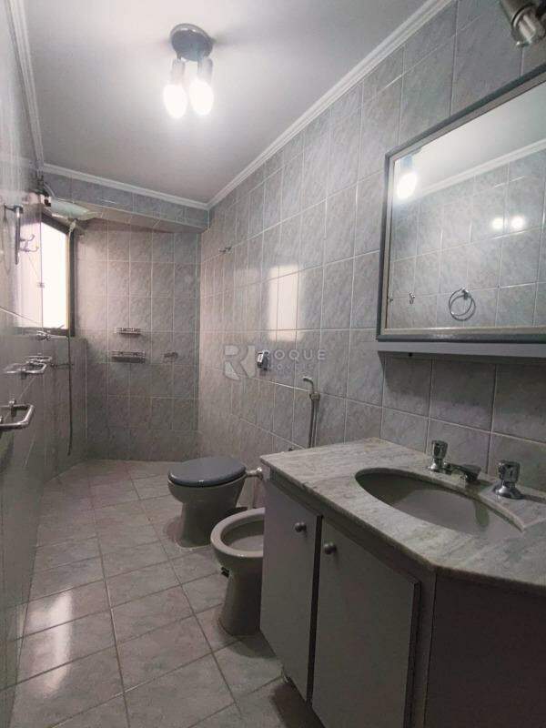 Apartamento para aluguel no bairro Centro: WC 2