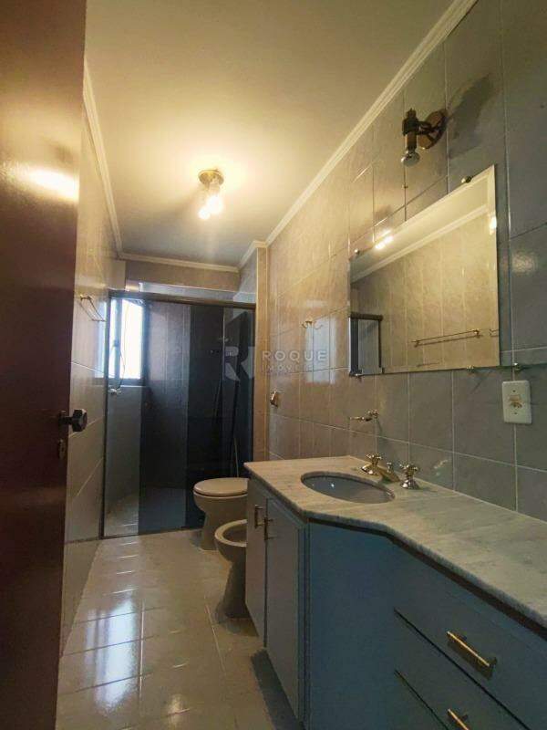 Apartamento para aluguel no bairro Centro: WC suíte